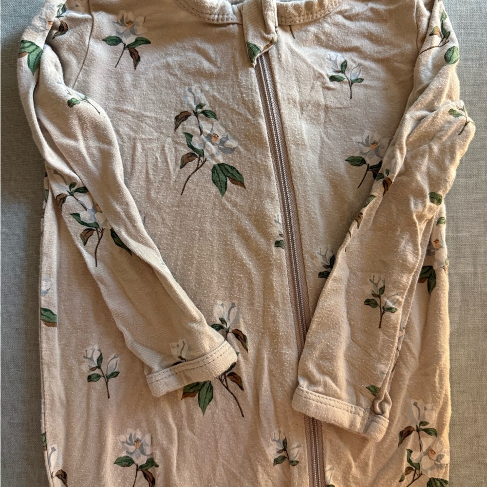 Kyte Baby Bamboo Zipper Pajamas Magnolia Floral Sleeper